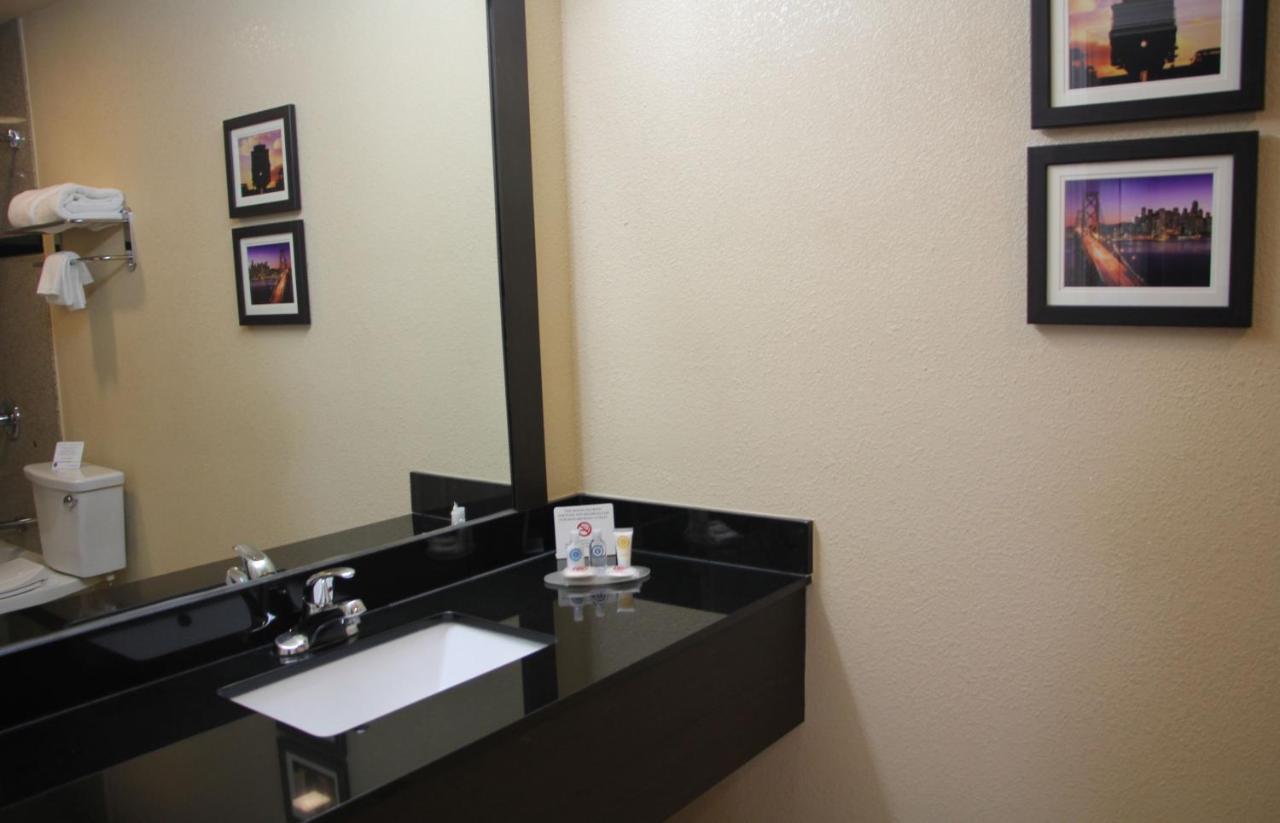 Comfort Inn & Suites San Francisco Airport North Саут Сан Франциско Екстериор снимка