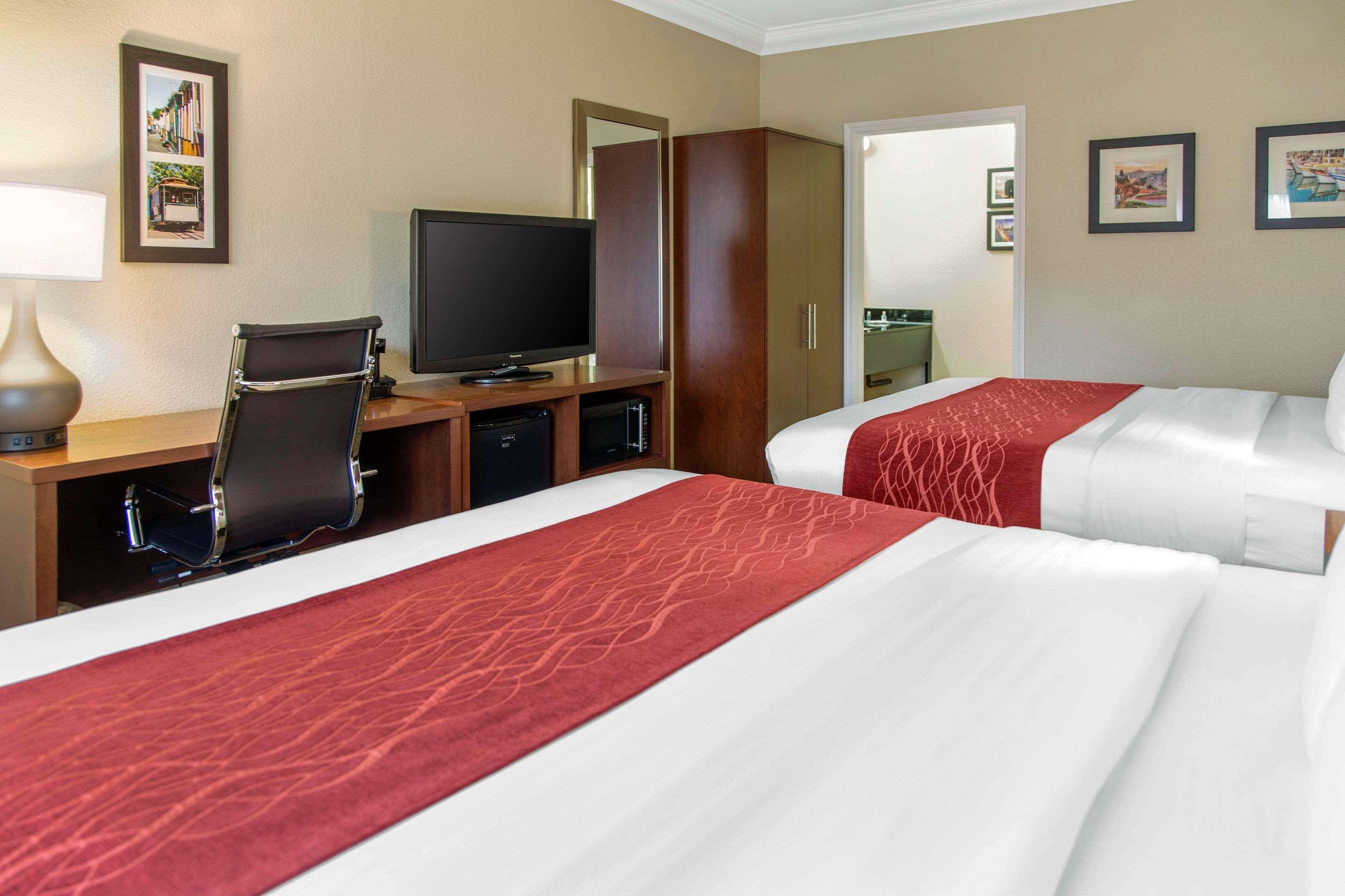 Comfort Inn & Suites San Francisco Airport North Саут Сан Франциско Екстериор снимка